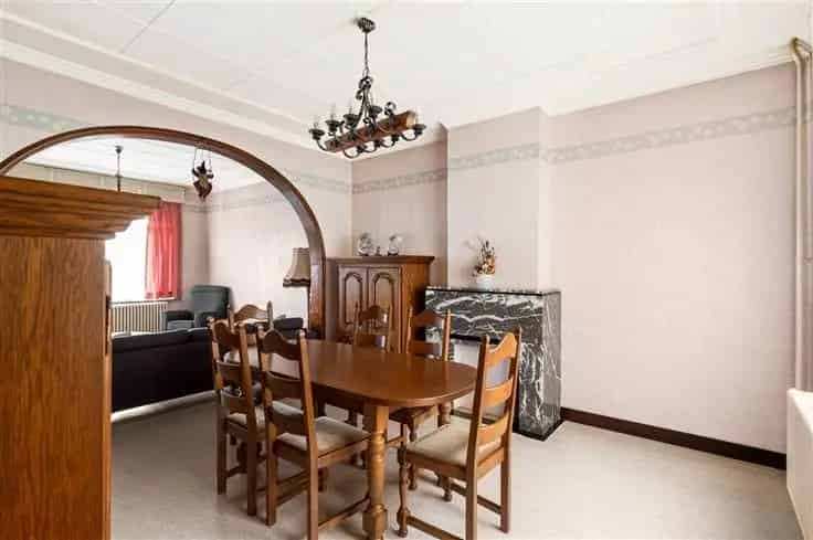 Huis Te Koop Willebroek: 5 Slaapkamers, Westtuin, Uitzicht op Water