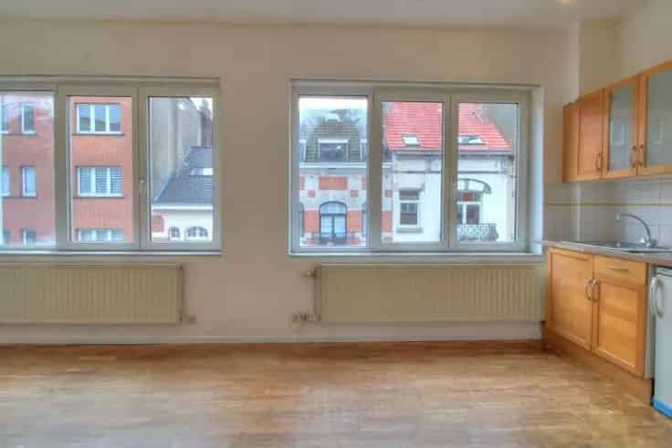 Studio te Koop Schaarbeek 33m2 Kelder
