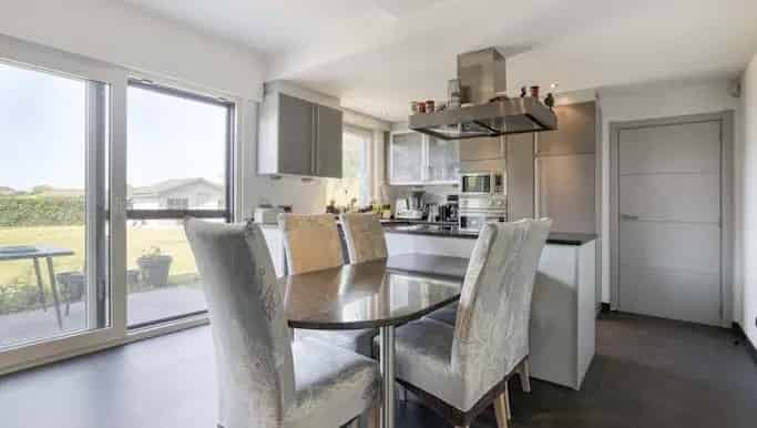 Villa te koop in Nevele 4 slaapkamers dubbele garage