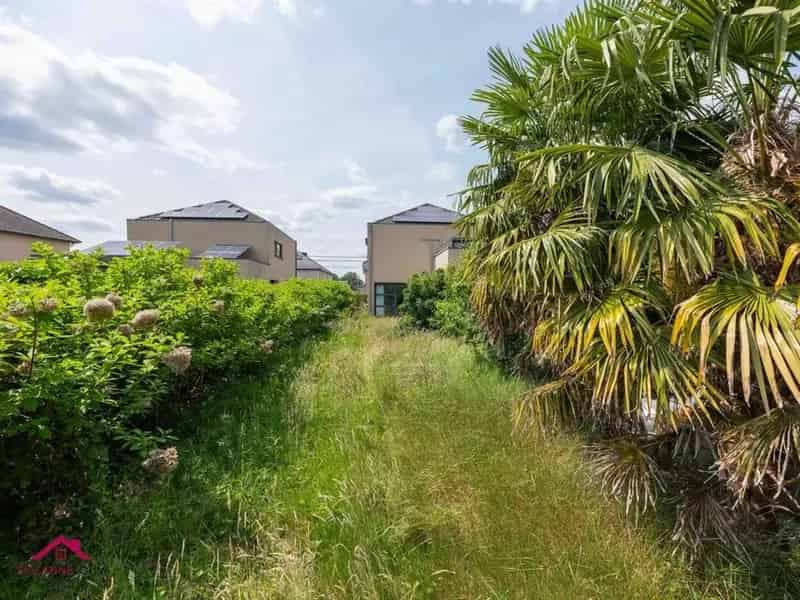 Moderne gezinswoning te koop Neeroeteren