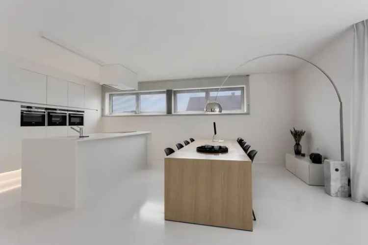 Rustig wonen in knappe instapklare woning 2009
