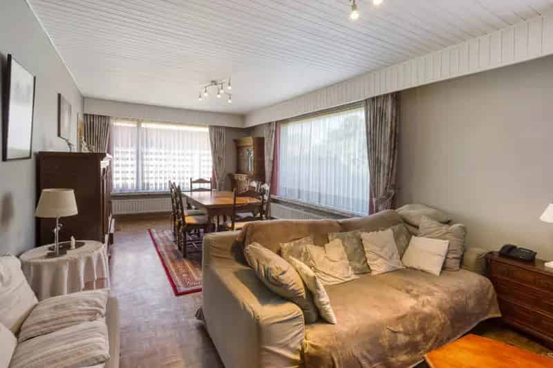 Huis te huur 3 slaapkamers grote tuin