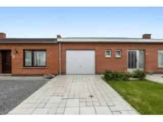 Huis te koop Sint Truiden - Op te frissen woning met garage en tuin