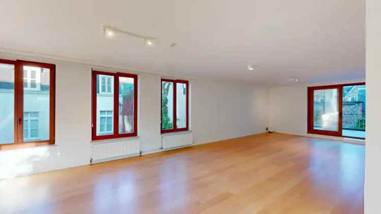 Antwerpen Ruim 3 Slaapkamer Appartement Te Koop