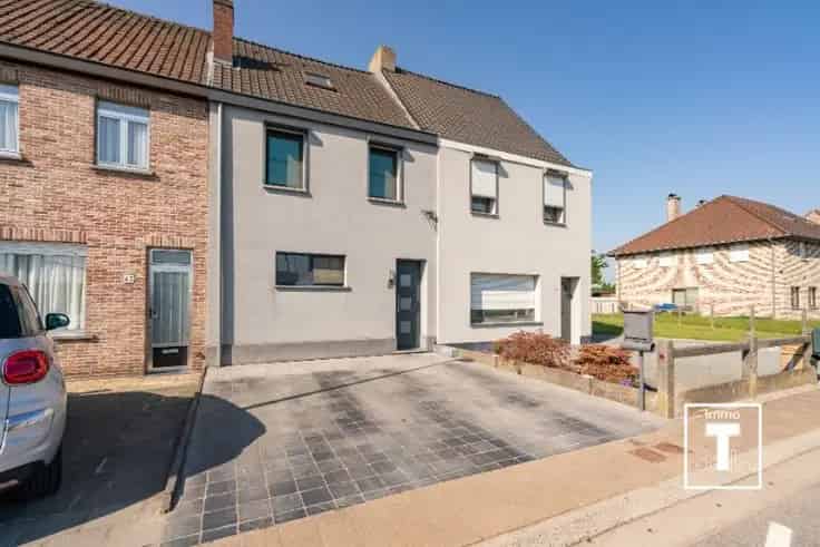 Huis Te Koop Gentbrugge Merelbeke: Instapklare woning met tuin