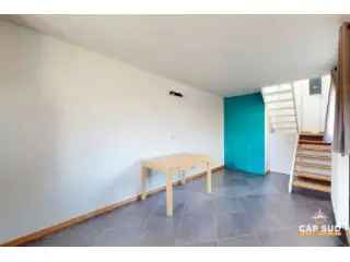 Studio te Huur Court-Saint-Etienne Rustig Gelegen
