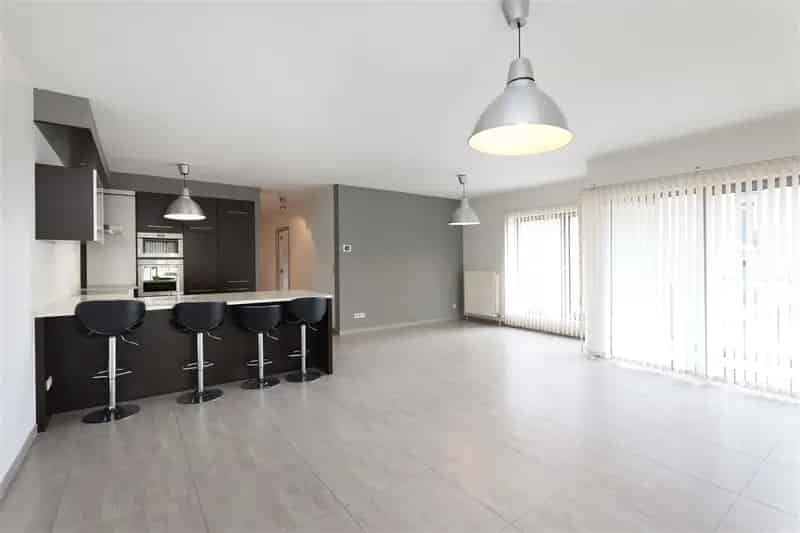 Ruim 3 Slaapkamer Appartement Tongeren
