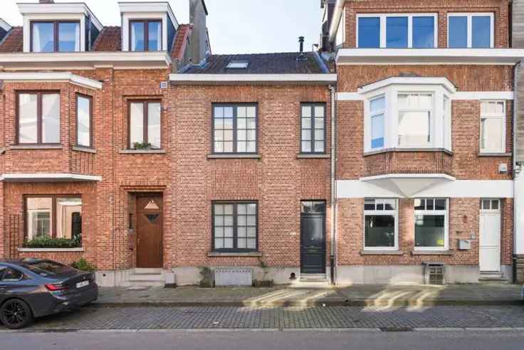 Te koop huis in Stockel met stadstuin en 3 slaapkamers