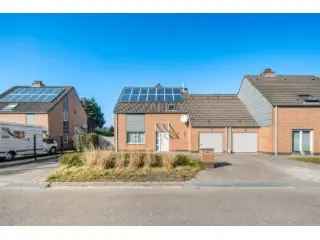Huis te koop Mol - 3 slaapkamers, garage, tuin en zonnepanelen