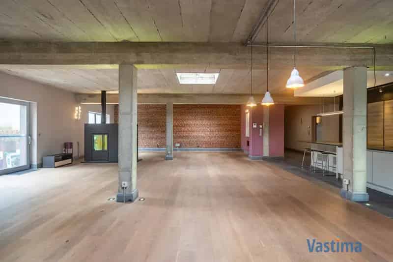 State of the art loft te koop met garage en polyvalente ruimtes
