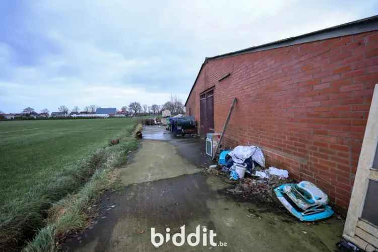 HOEVE MET LANDGEBOUWEN