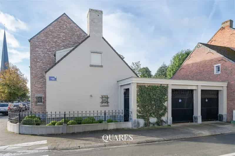 Huis te koop: Pastoriewoning met tijdloze klasse