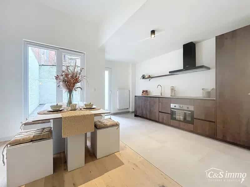 Luxueus Appartement te Huur met Stadstuin