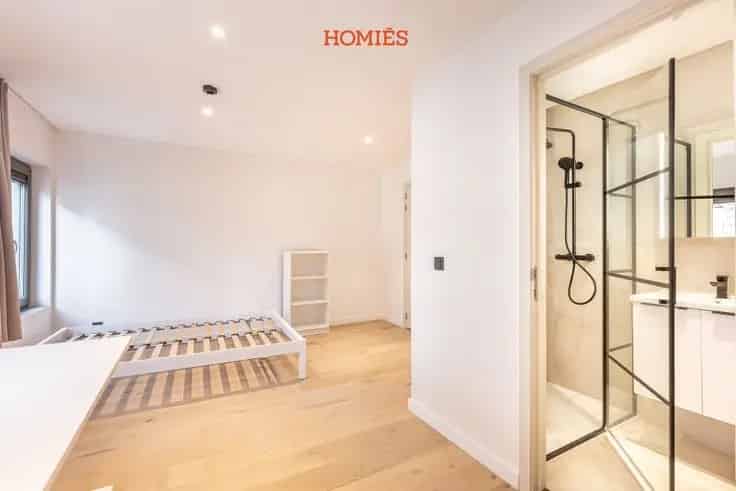 Huis Te Koop 7 Kamers 2 Studio's Opbrengsteigendom