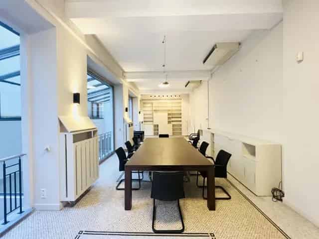 Kantoorruimte te huur Etterbeek 371m² Leopoldpark Schuman