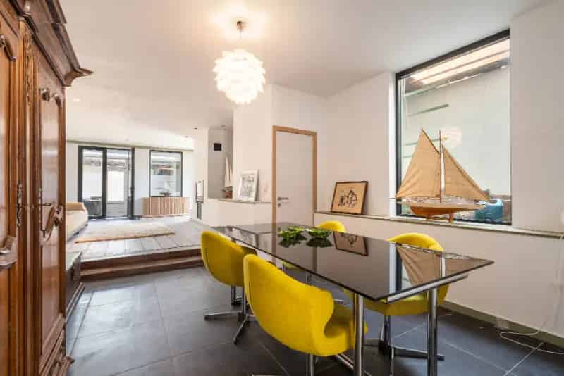 Huis te Koop Lokeren: Ruime Woning met Karakter