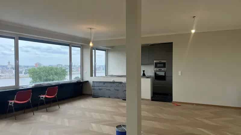 Antwerpen Linkeroever: Luxe appartement met Schelde zicht
