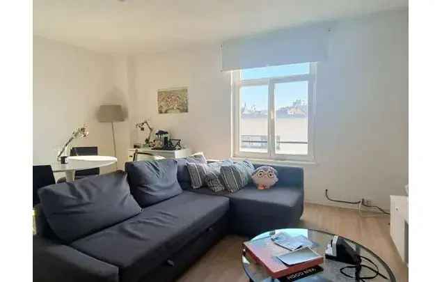 Huur 1 slaapkamer appartement van 61 m² in Brussels