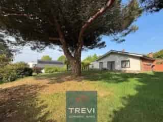 Huis te koop Oisquercq - Gelijkvloerse villa met garage en tuin