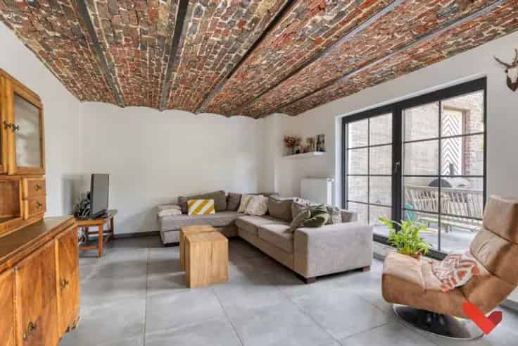 Huis Te Koop Hoegaarden: Ruime Instapklare Woning met Tuin