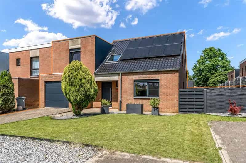 Huis te huur Paal: Gerenoveerde woning 3 slaapkamers