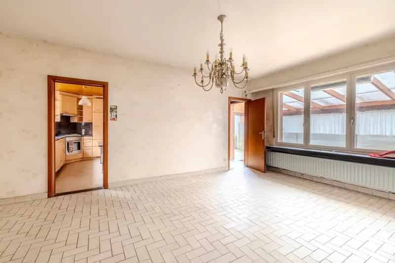 Woning 3 slaapkamers tuin garage doodlopende straat