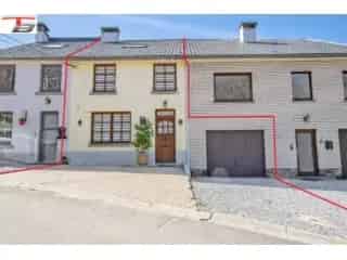 Huis te Koop Niveze 3 Slaapkamers 122m² Tuin Garage