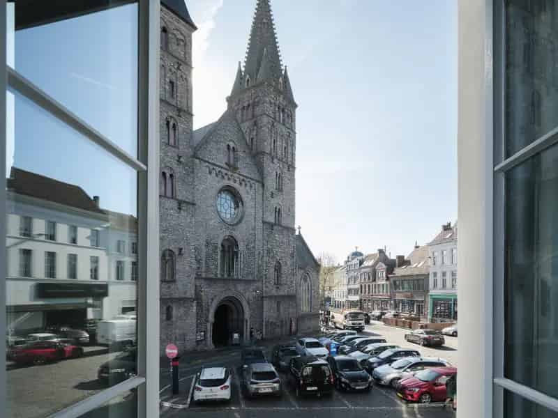 Huis te koop Gent Centrum: 19e-eeuwse stadswoning met handel