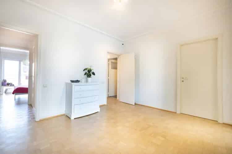 Appartement te huur Etterbeek Montgomery 5 slaapkamers 239m²