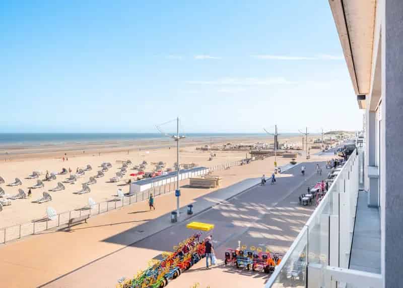 Appartement te huur Koksijde 2 slaapkamers Zeedijk Trianon