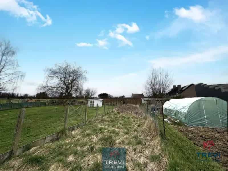 Huis te koop: gerenoveerde woning met 3 slaapkamers en tuin
