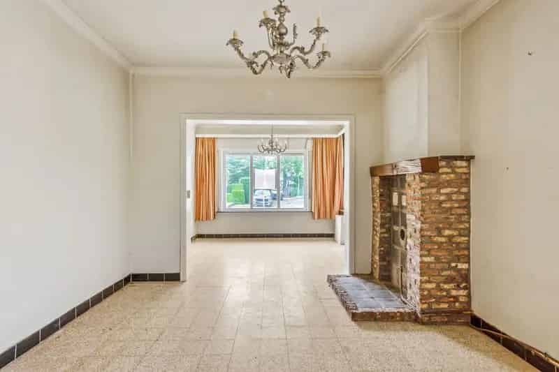 Op te frissen woning Hamme 3 slaapkamers tuin 142m²