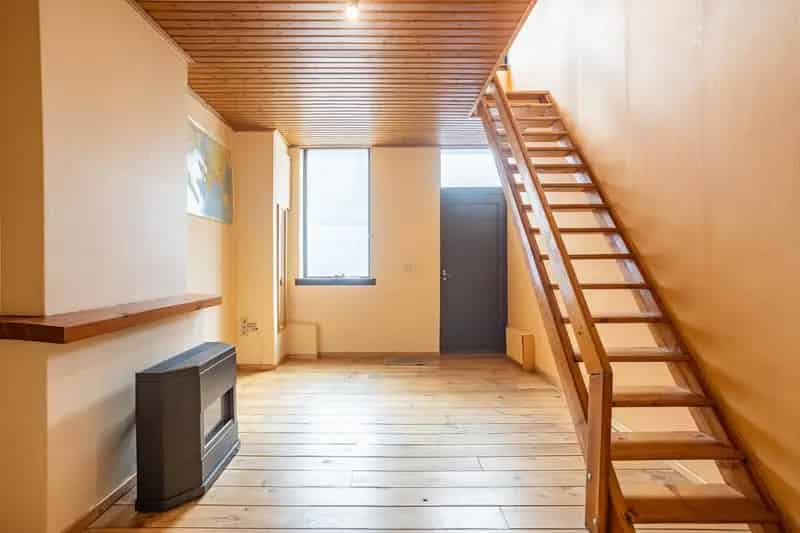 Op te frissen woning te Aalst - starterswoning of investering