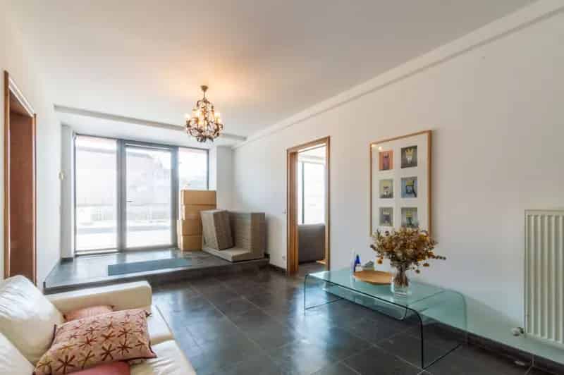Ruime Gelijkvloerse Praktijk Kantoorruimte 154m² Nabij Station