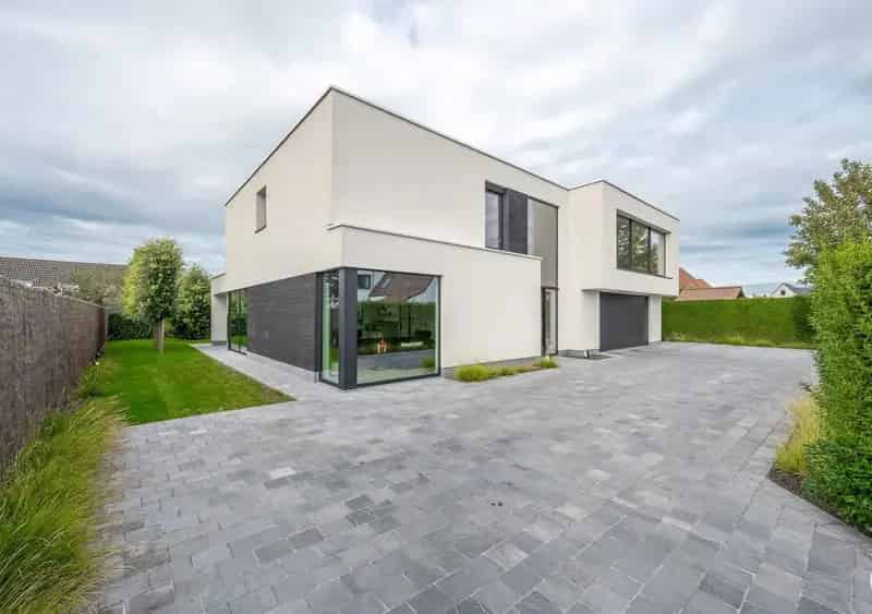 Luxe Villa te Kragendijk  438m² 3 slaapkamers Grote Garage