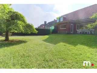 Villa te koop Wevelgem 4 slaapkamers grote tuin