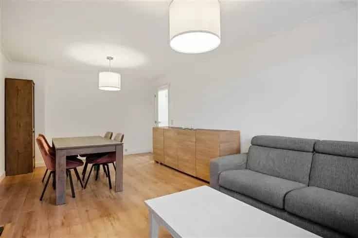 Appartement Te Koop Mechelen: Ruim en Modern met Terras en Parking