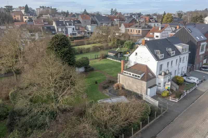 Grote Burgerwoning te renoveren Dilbeek