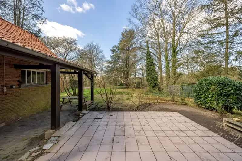 Herenwoning Franse Manoirstijl Te Koop - Veel Potentieel