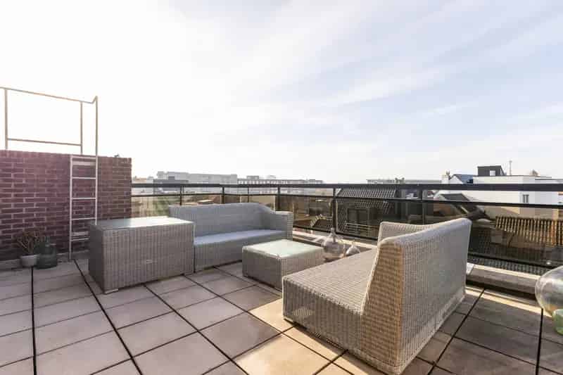 Dakappartement Oostende: Zonnig 1 Slaapkamer Nabij Zee