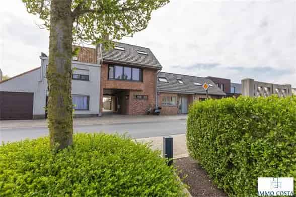 Ruime woning te koop in Wilskerke met 3 slaapkamers en garage