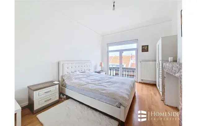 Huur 1 slaapkamer appartement van 55 m² in Brussels