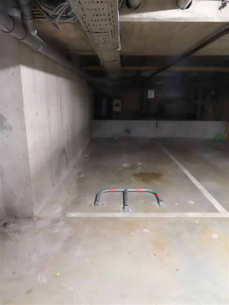Ondergrondse Autostaanplaats te Koop