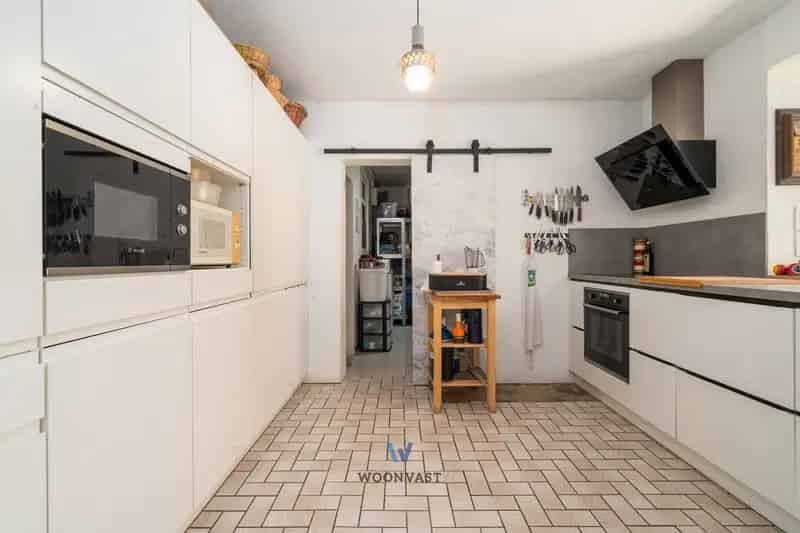 Huis te koop Lebbeke ruime woning gezellige tuin