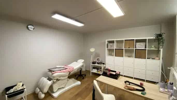 Handelspand te koop Roeselare Centrum 63m²