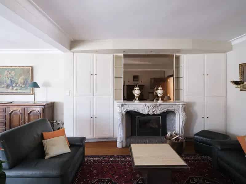 Ruime woning met mogelijkheden te Baaigem