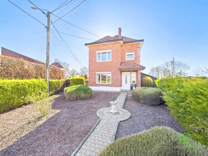 Huis te huur in Buvingen - Gezinswoning met tuin en garage