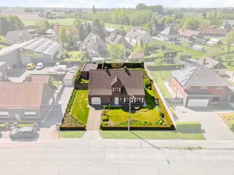 Charmante Villa met Bijgebouw 1005m2