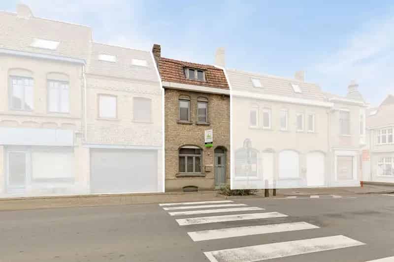 Te renoveren woning 3 slaapkamers centrum Diksmuide