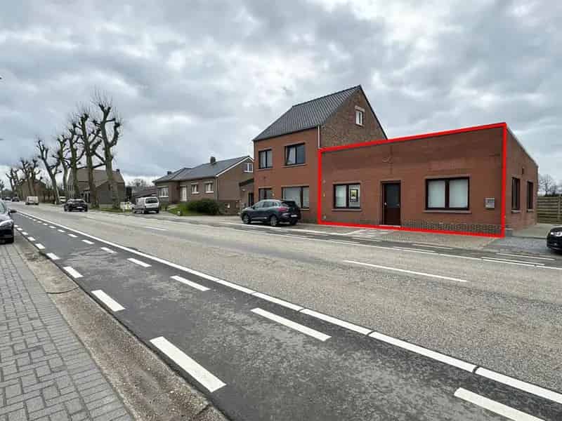 Handelspand te Huur Vliermaal Toplocatie 118m²
